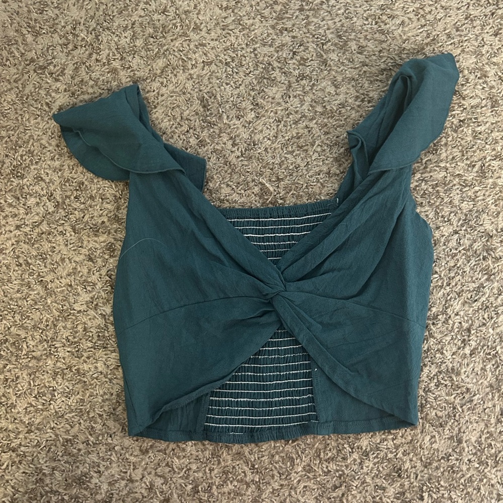 Ruffle sleeves crop top w cross over front